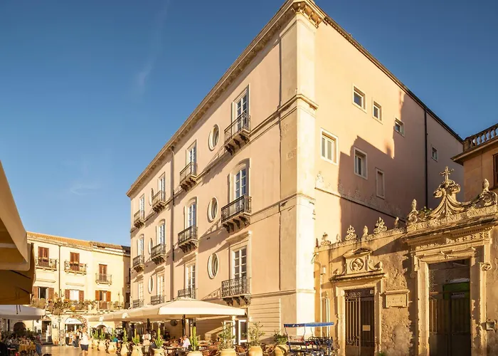 Palazzo Artemide - Vretreats, An Slh Hotel